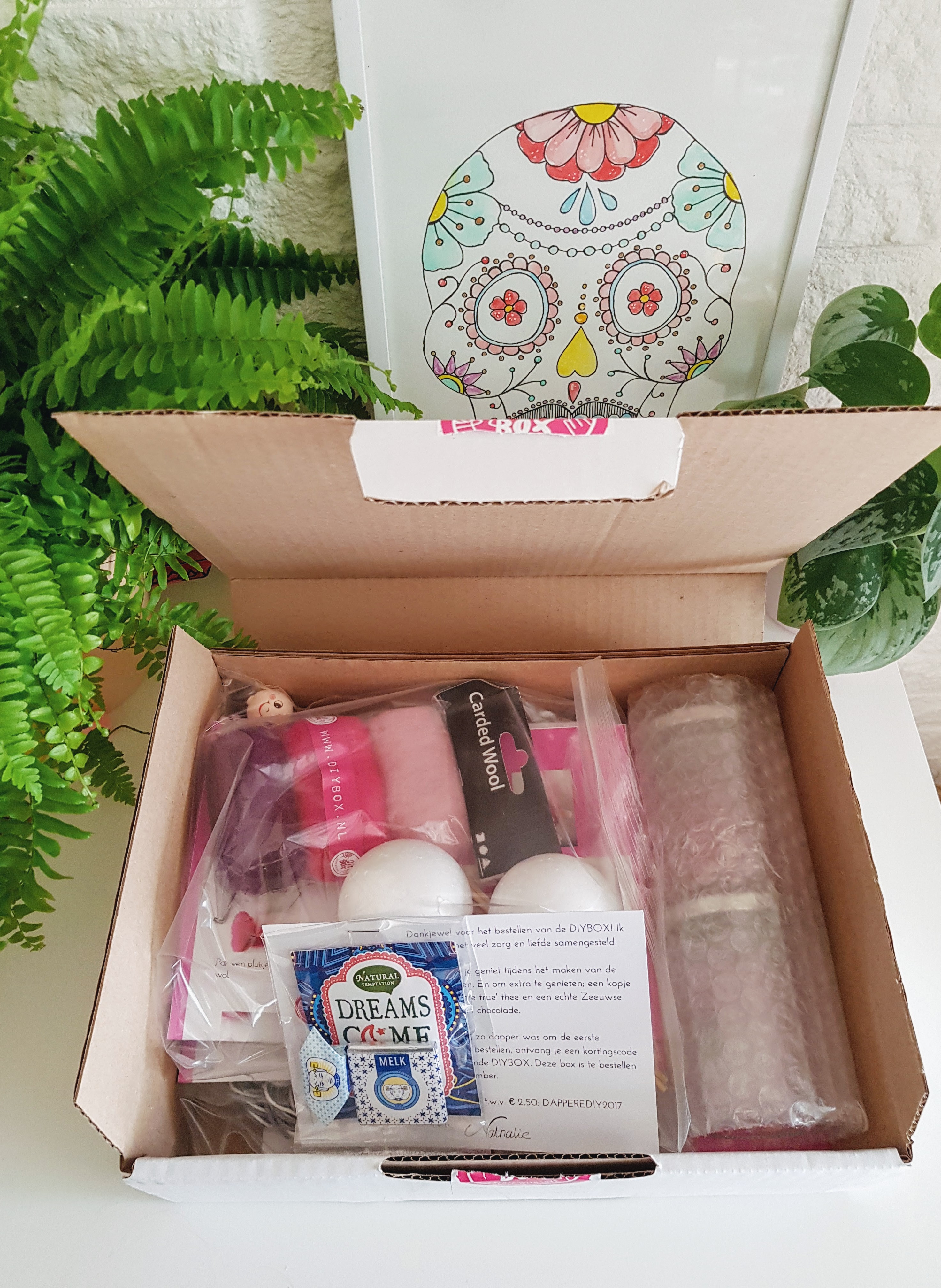 DIY // “Dreams Come True” DIYBOX