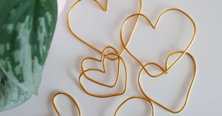 DIY // Simple Heart Ornaments